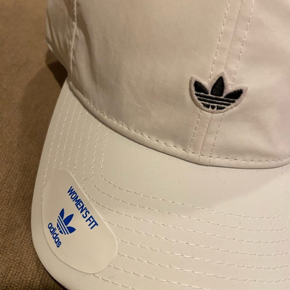 Adidas White hat - Picture 2 of 4